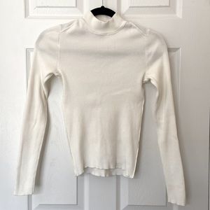UO BDG Farren Turtleneck Sweater in White